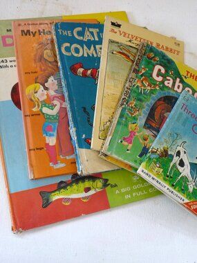 7 vintage chidlren's books bed time story classic Golden Seuss dictioary